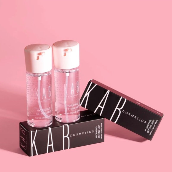 KAB Cosmetics Hydrating Setting Mist (3.52 fl oz) Full Size - Picture 5 of 5